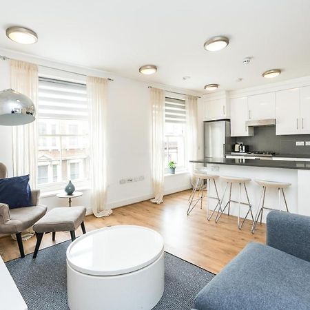 Amazing 2 Bedroom / Earls Court / Kensington London Bagian luar foto